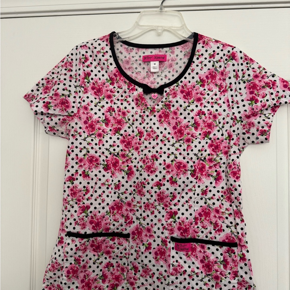 Betsey Johnson pink cherry blossom and polka dot scrub top medium
